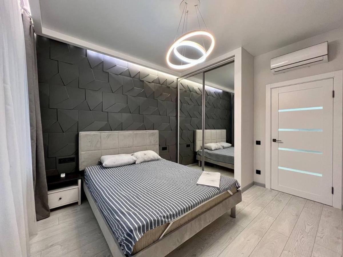 44 Pearl Stylish 1-Bedroom Apartment Odessa Buitenkant foto