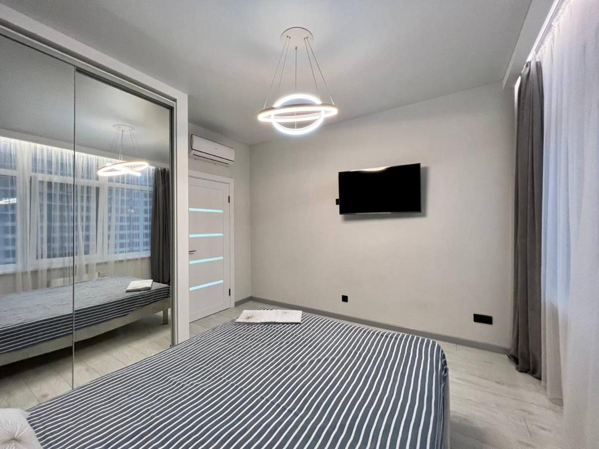44 Pearl Stylish 1-Bedroom Apartment Odessa Buitenkant foto