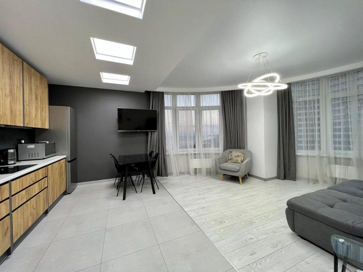 44 Pearl Stylish 1-Bedroom Apartment Odessa Buitenkant foto
